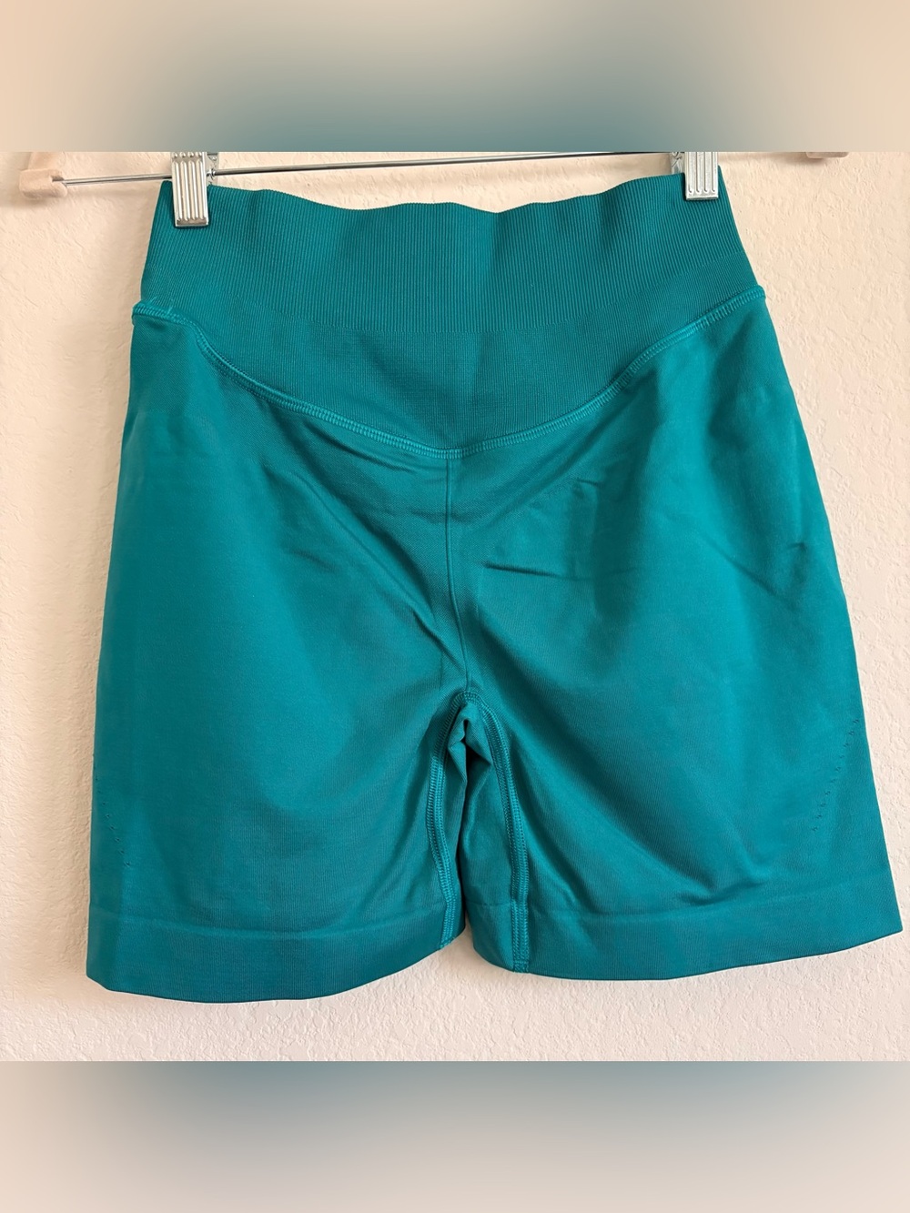 Gymshark SWEAT SEAMLESS SCULPT SHORTS - M - Picture 10 of 11